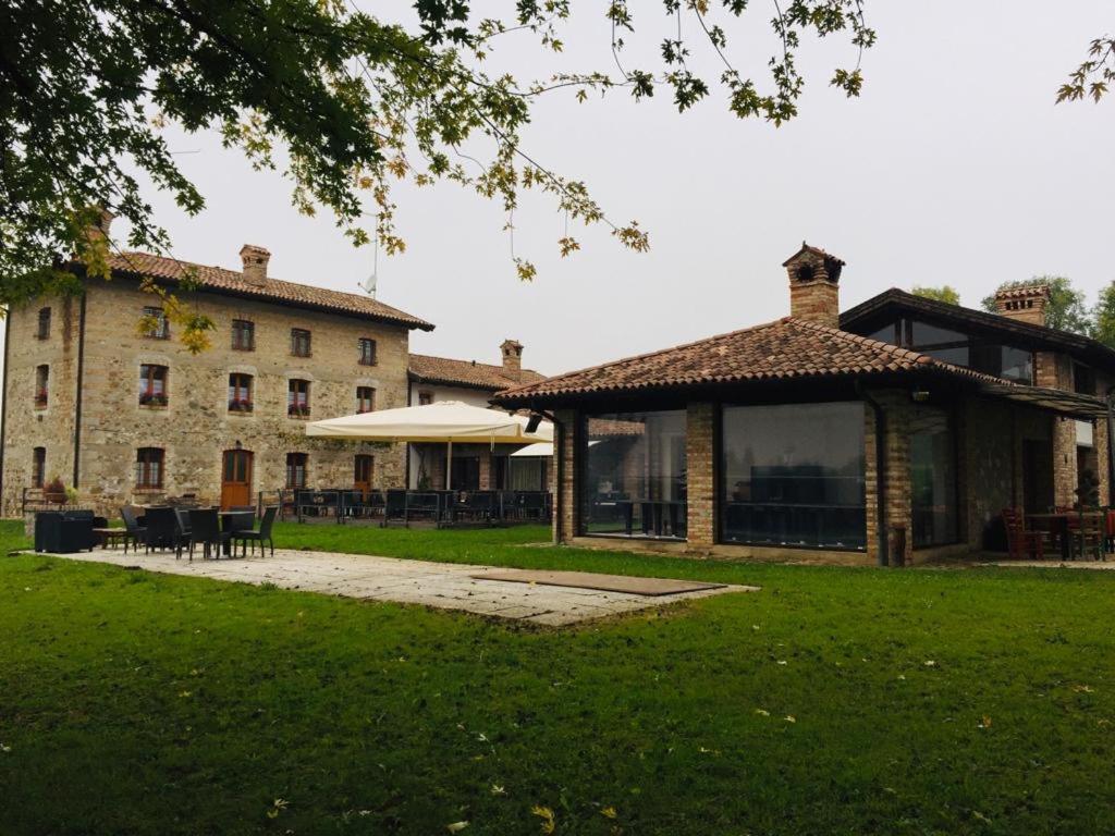 Qui Wolf Udine Hotell Collalto Exteriör bild