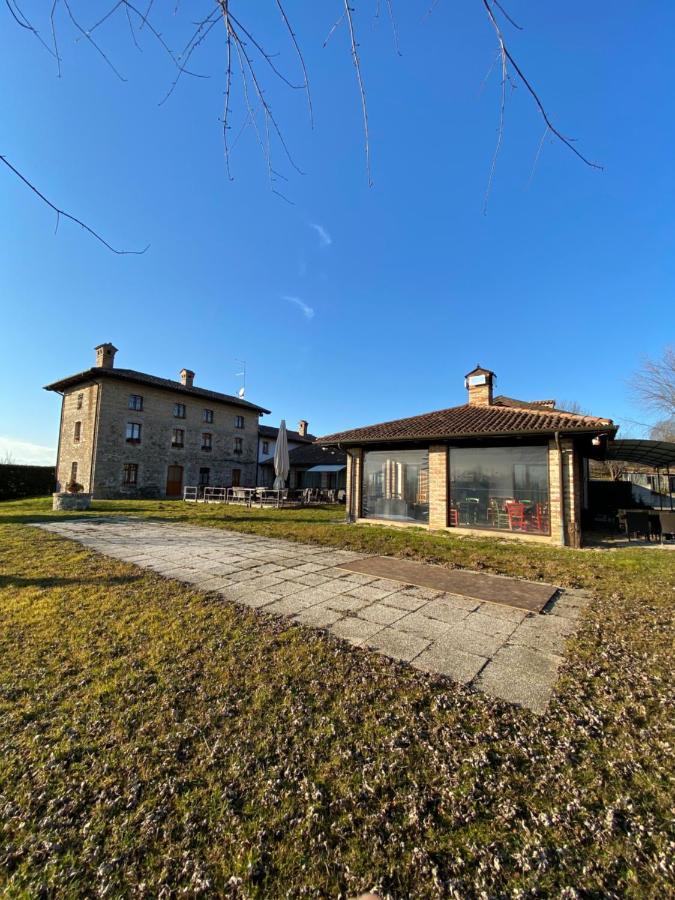 Qui Wolf Udine Hotell Collalto Exteriör bild