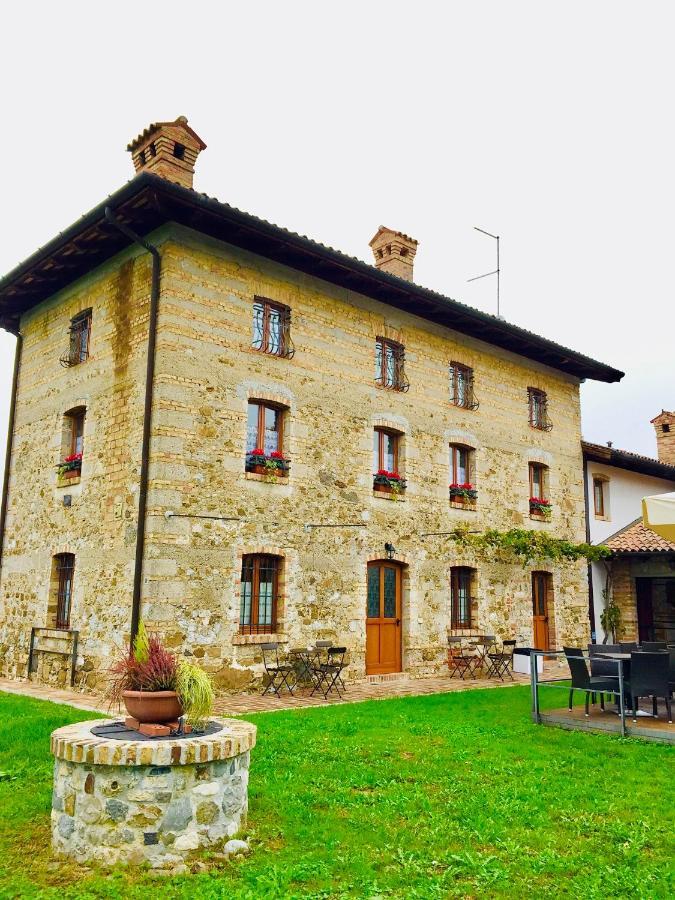 Qui Wolf Udine Hotell Collalto Exteriör bild